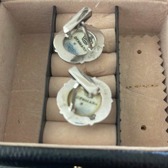 Vintage Royal Copenhagen Sterling and Porcelain Toggle Cufflinks. (Unisex) - Picture 6 of 6